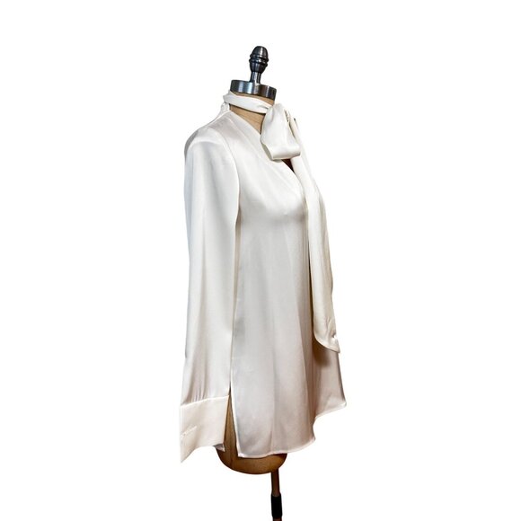 ST. JOHN Georgette Stretch Silk Blend Satin Top Blouse Petite P - Picture 4 of 7